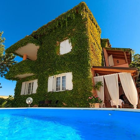 HB Le suites del Giardino Tarento Exterior foto
